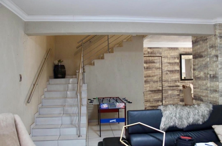 4 Bedroom Property for Sale in Mogwase North West